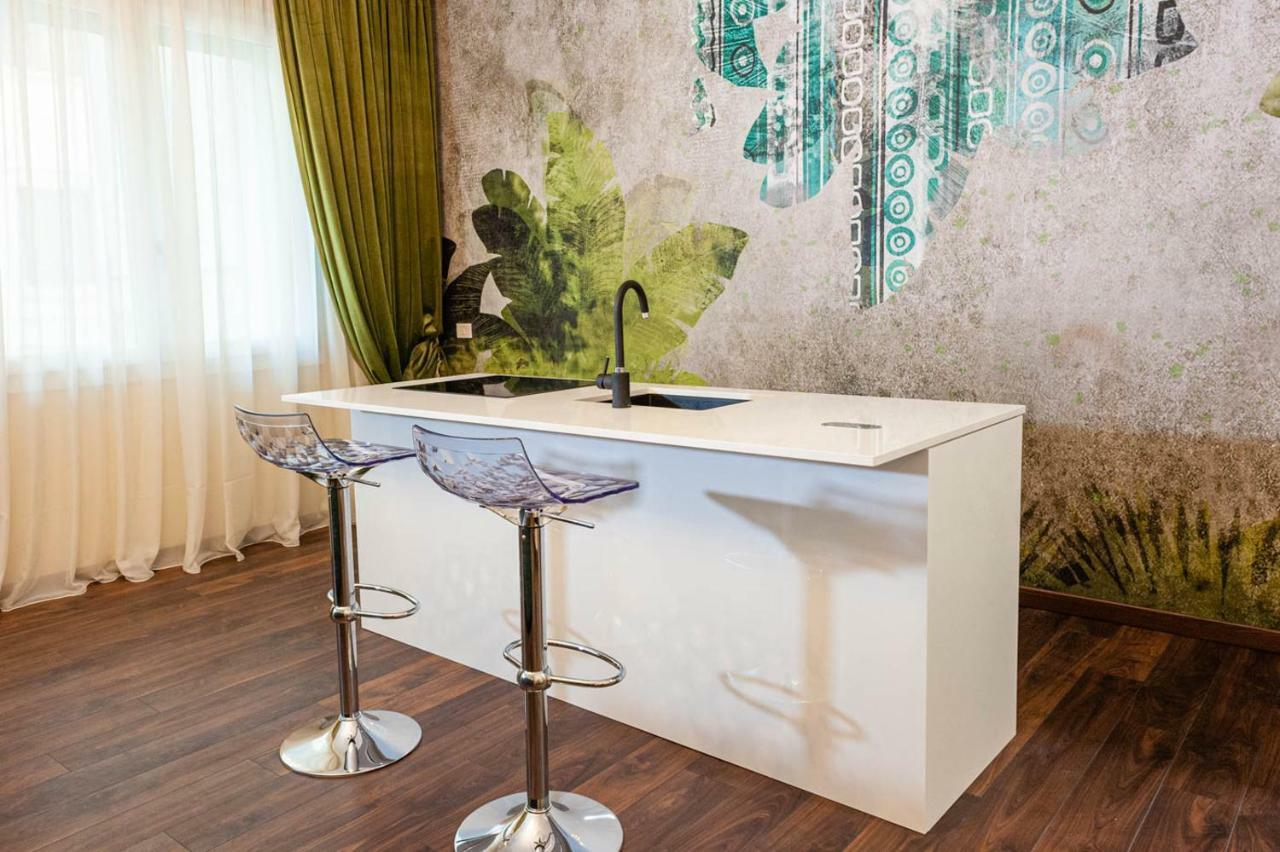 Lion Relais De Charme Верона Экстерьер фото
