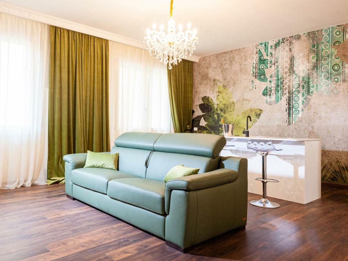 Lion Relais De Charme Верона Экстерьер фото